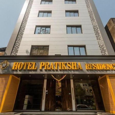 נאווי מומבאי Hotel Pratiksha Residency מראה חיצוני תמונה