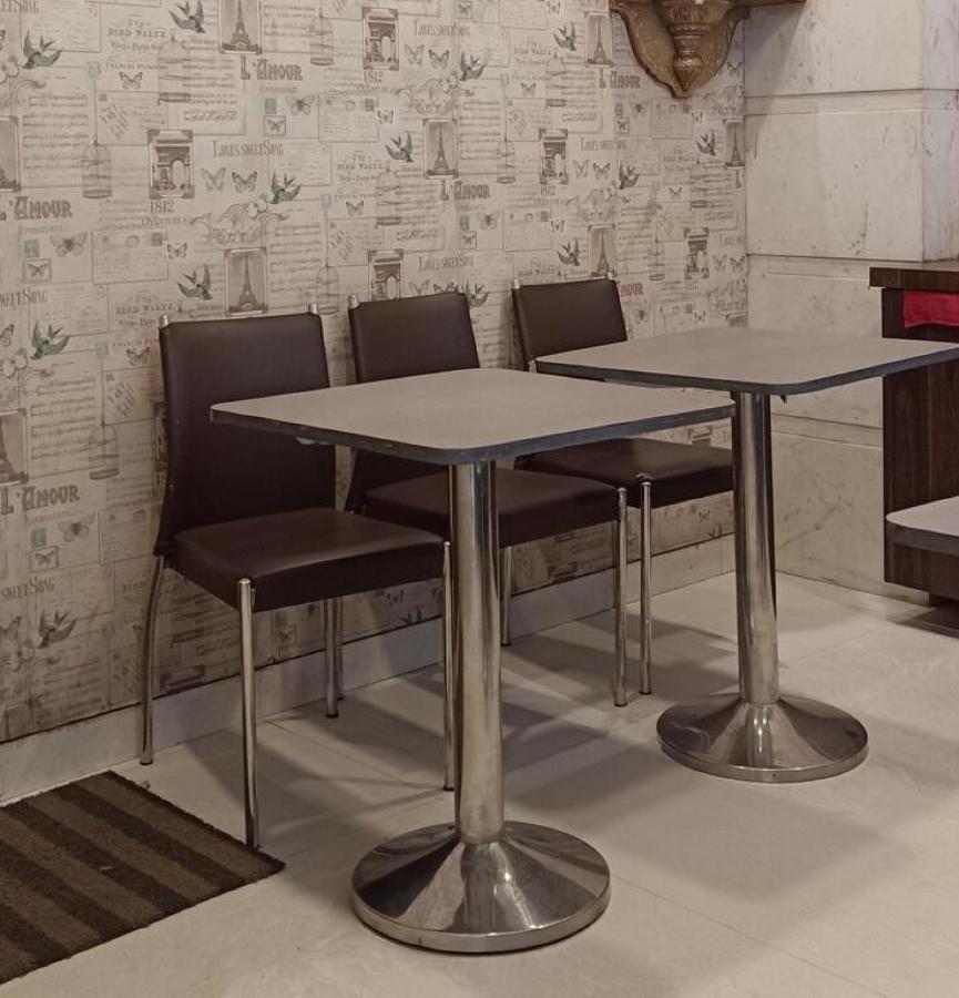 נאווי מומבאי Hotel Pratiksha Residency מראה חיצוני תמונה